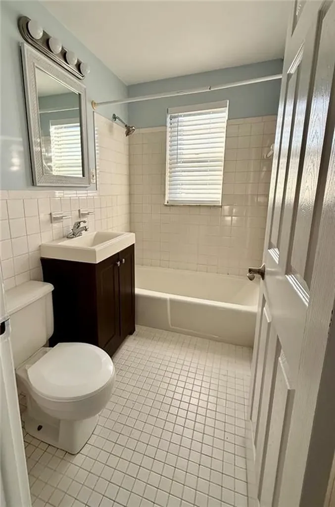 70 Carroll Avenue Newport RI 02840
