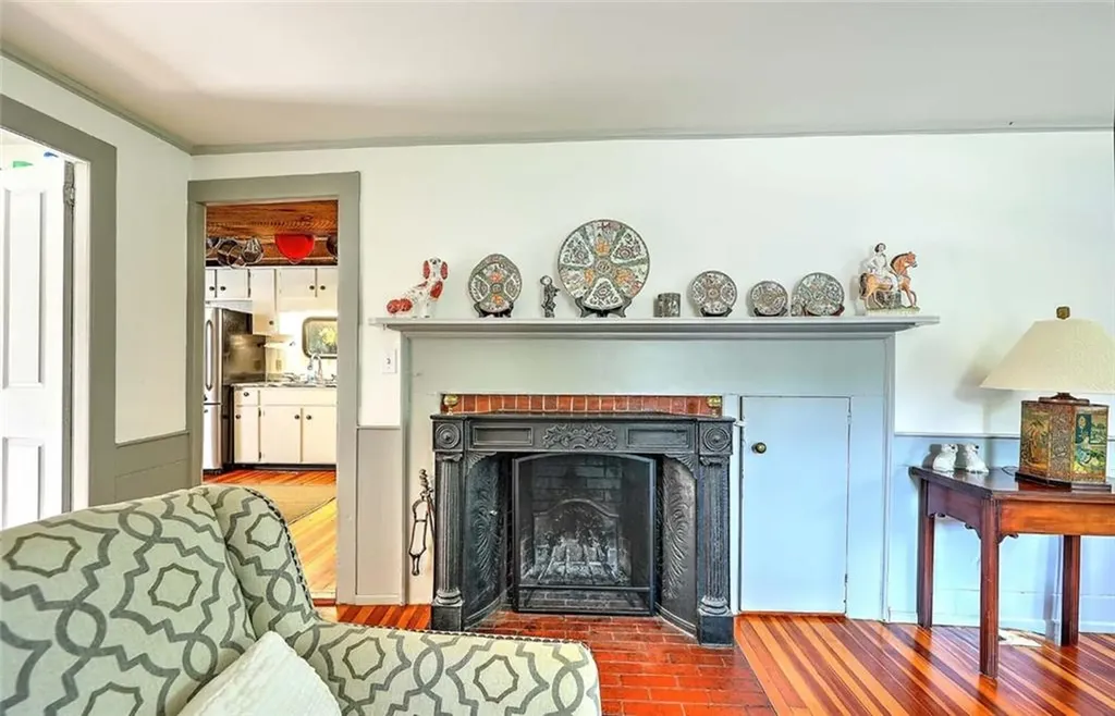 1263 Drift Road Westport MA 02790