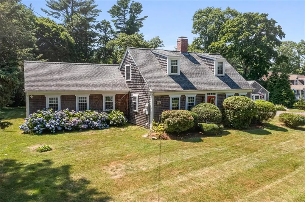 1263 Drift Road Westport MA 02790