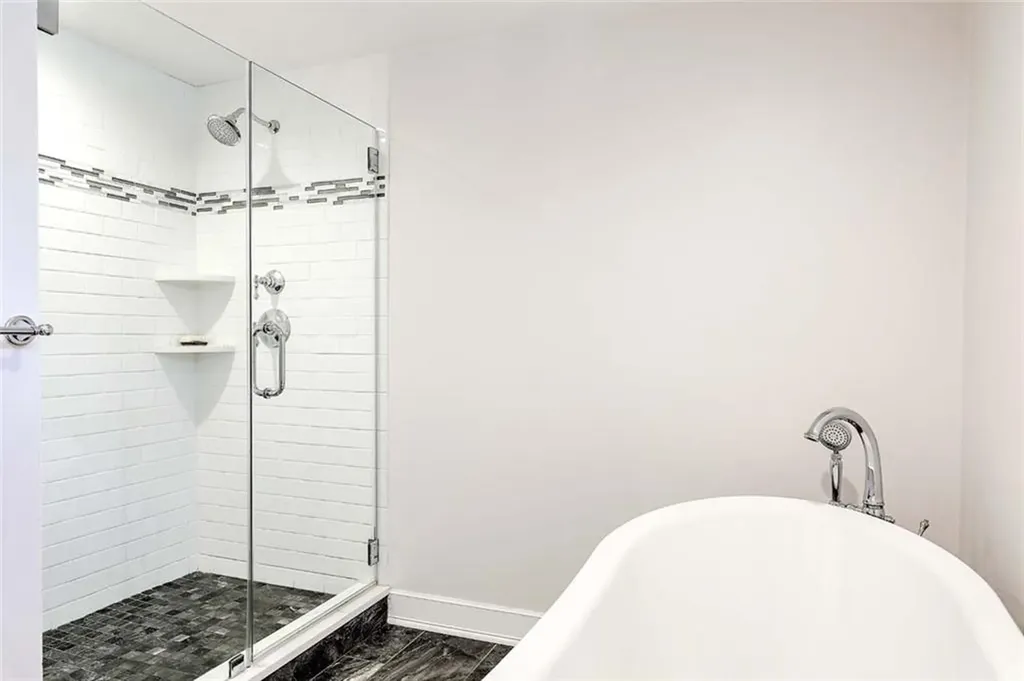 1263 Drift Road Westport MA 02790