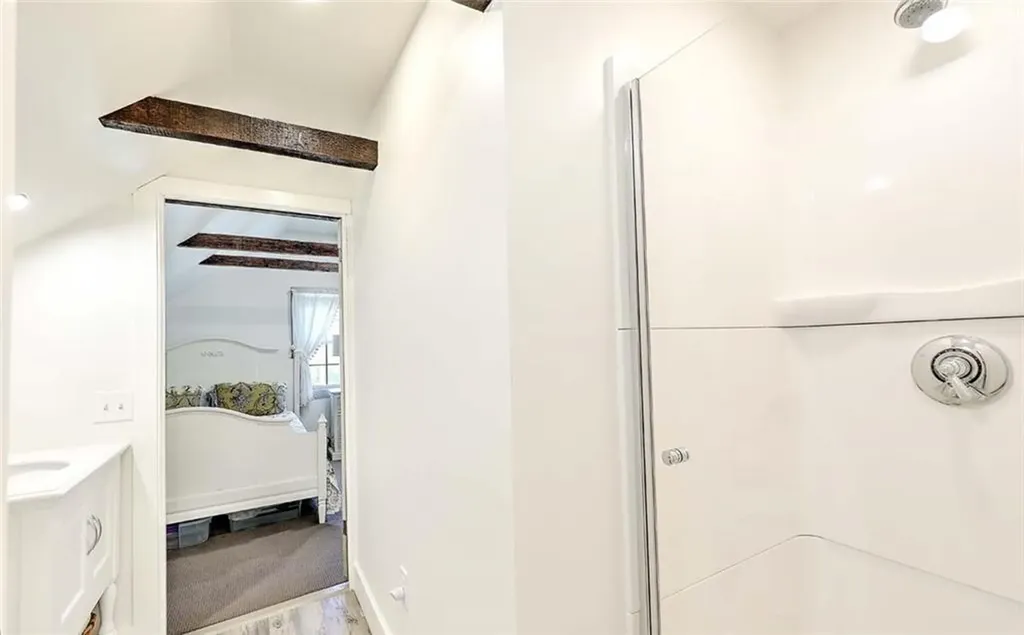 1263 Drift Road Westport MA 02790