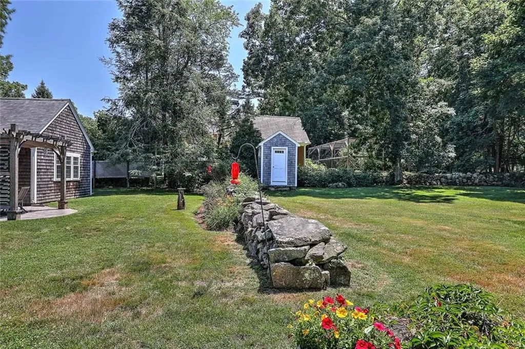 1263 Drift Road Westport MA 02790