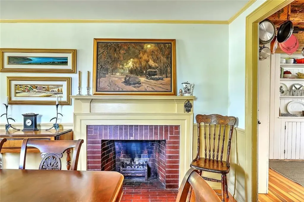 1263 Drift Road Westport MA 02790