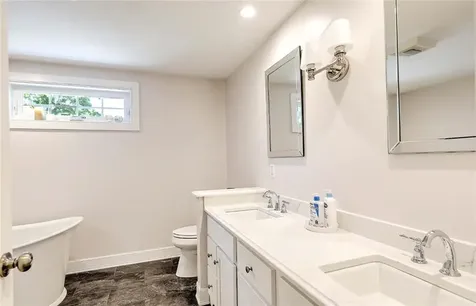 1263 Drift Road Westport MA 02790