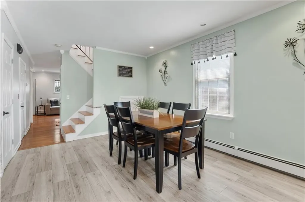 86 Mowry Avenue East Providence RI 02914