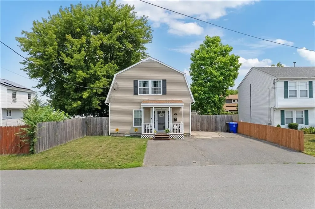 86 Mowry Avenue East Providence RI 02914