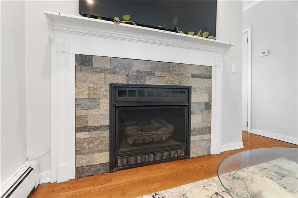 86 Mowry Avenue East Providence RI 02914