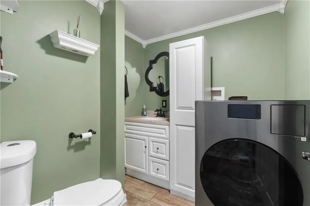 86 Mowry Avenue East Providence RI 02914