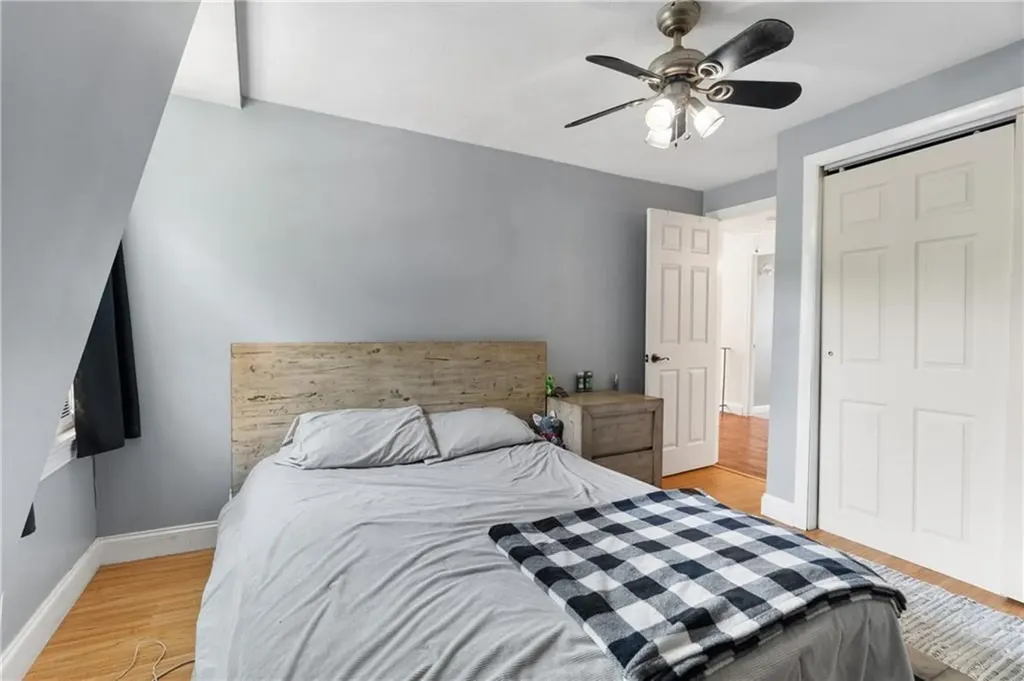 86 Mowry Avenue East Providence RI 02914