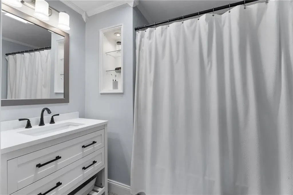 86 Mowry Avenue East Providence RI 02914