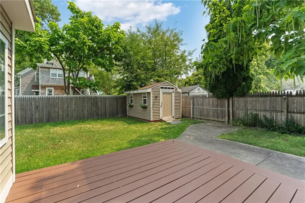 86 Mowry Avenue East Providence RI 02914
