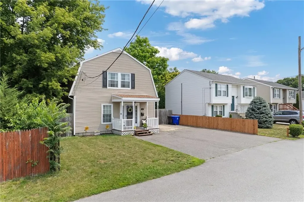 86 Mowry Avenue East Providence RI 02914