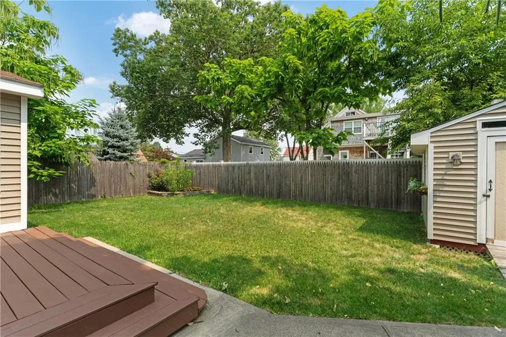 86 Mowry Avenue East Providence RI 02914