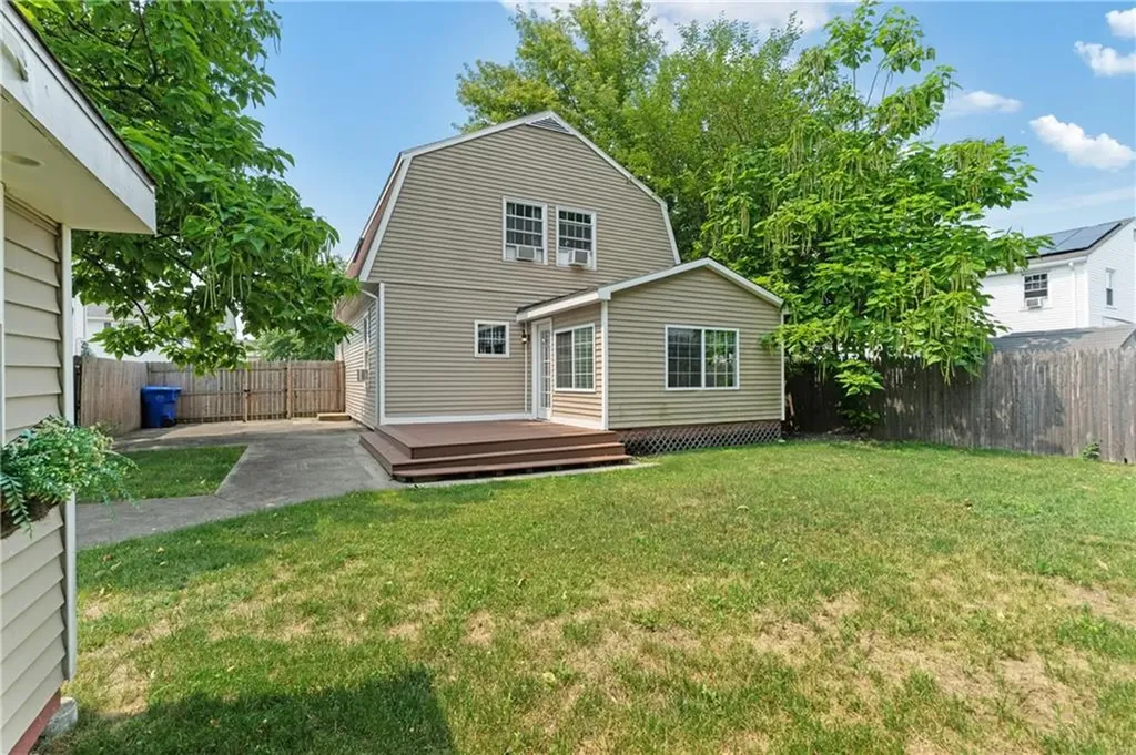 86 Mowry Avenue East Providence RI 02914