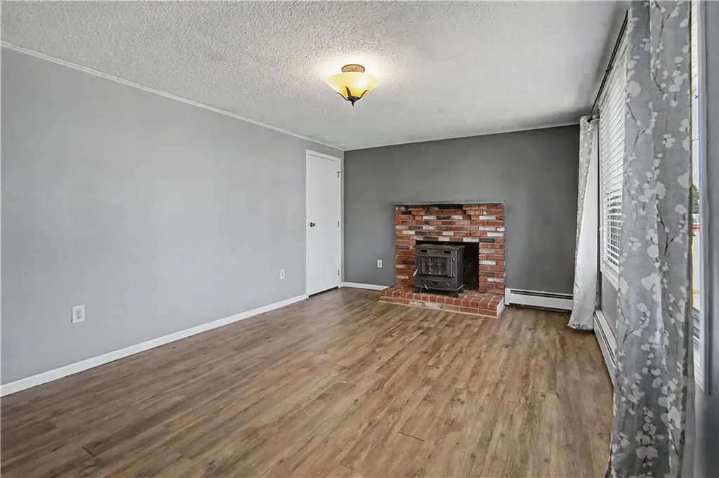118 Duchess Road Cumberland RI 02864