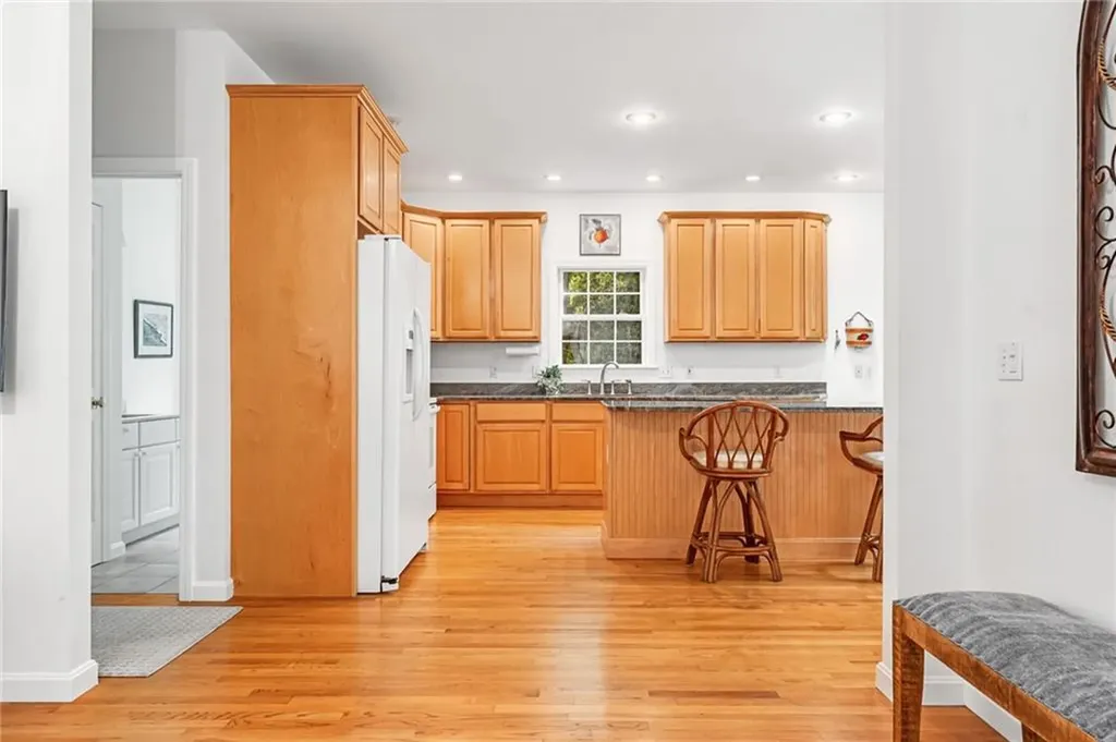 15 Kendall Court Narragansett RI 02882