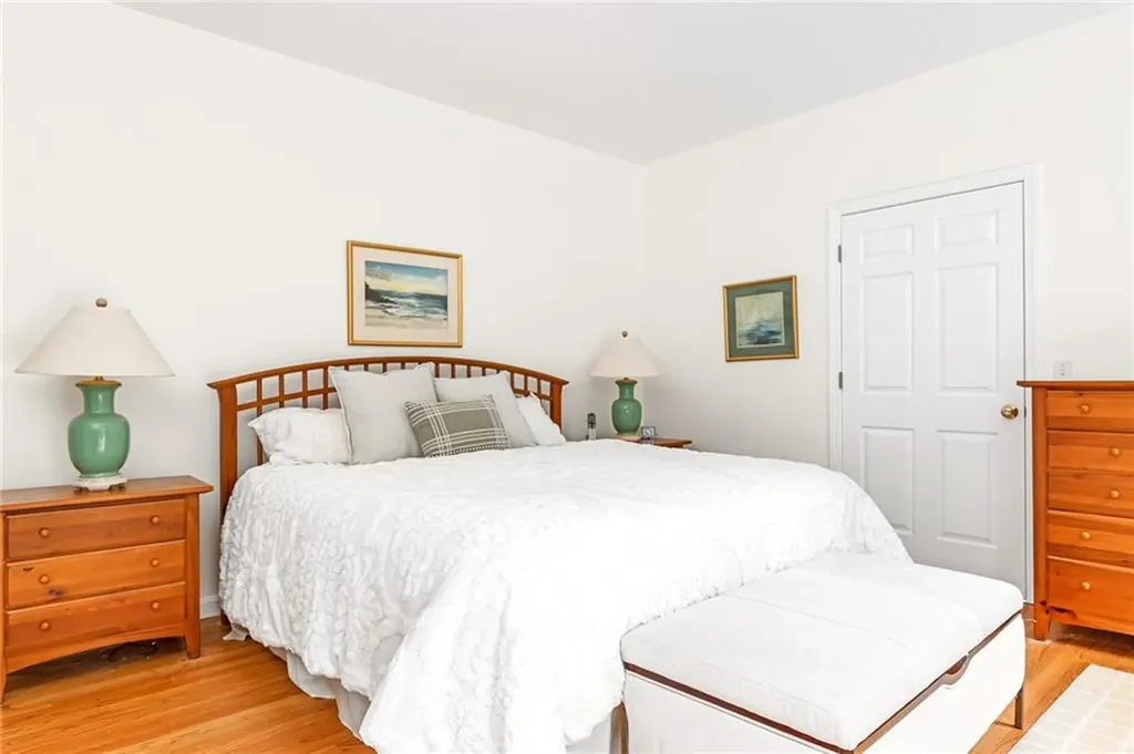 15 Kendall Court Narragansett RI 02882