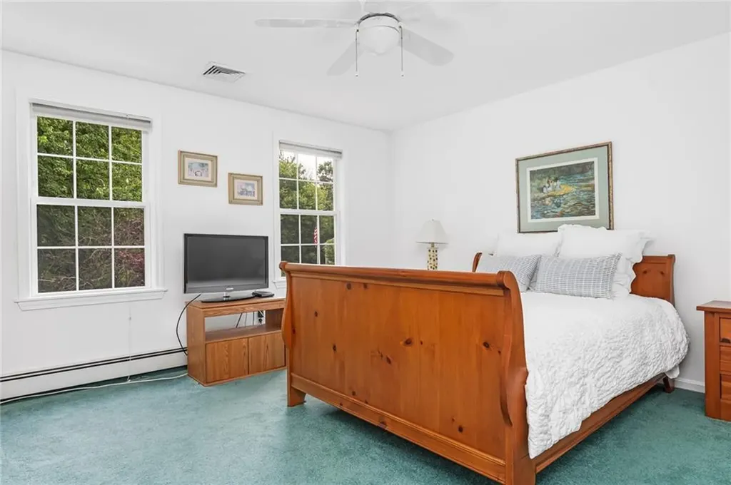 15 Kendall Court Narragansett RI 02882