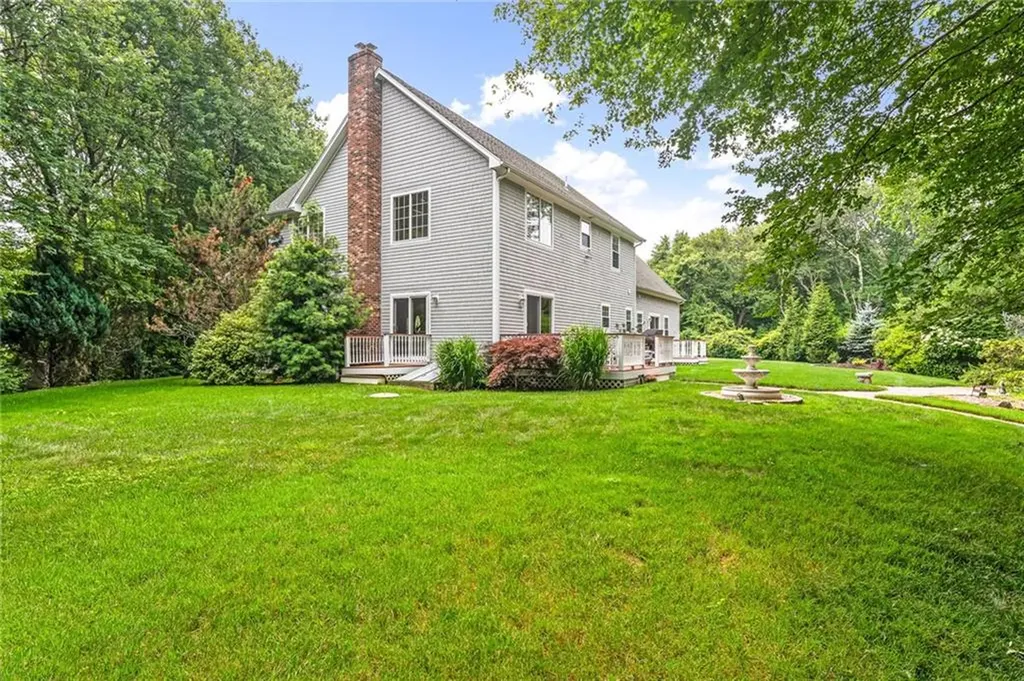 15 Kendall Court Narragansett RI 02882
