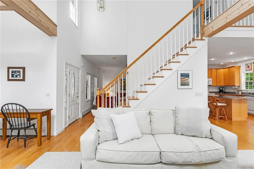 15 Kendall Court Narragansett RI 02882