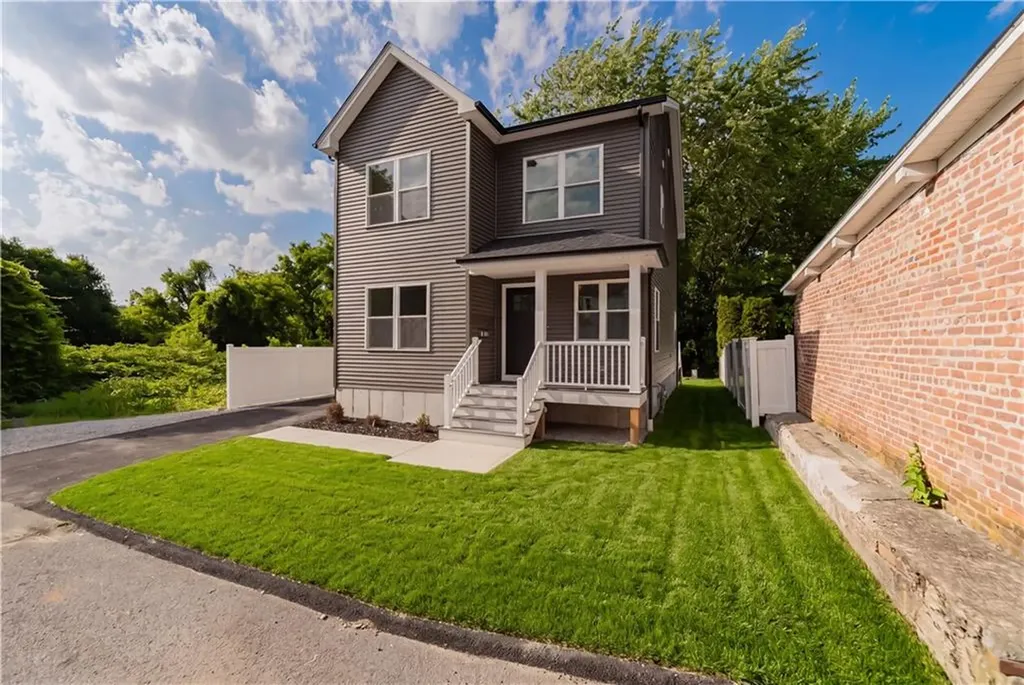 31 Tucker Street Warwick RI 02886