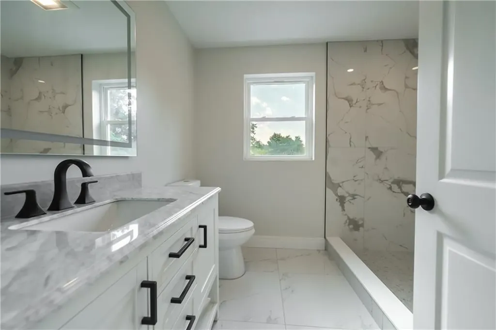 31 Tucker Street Warwick RI 02886