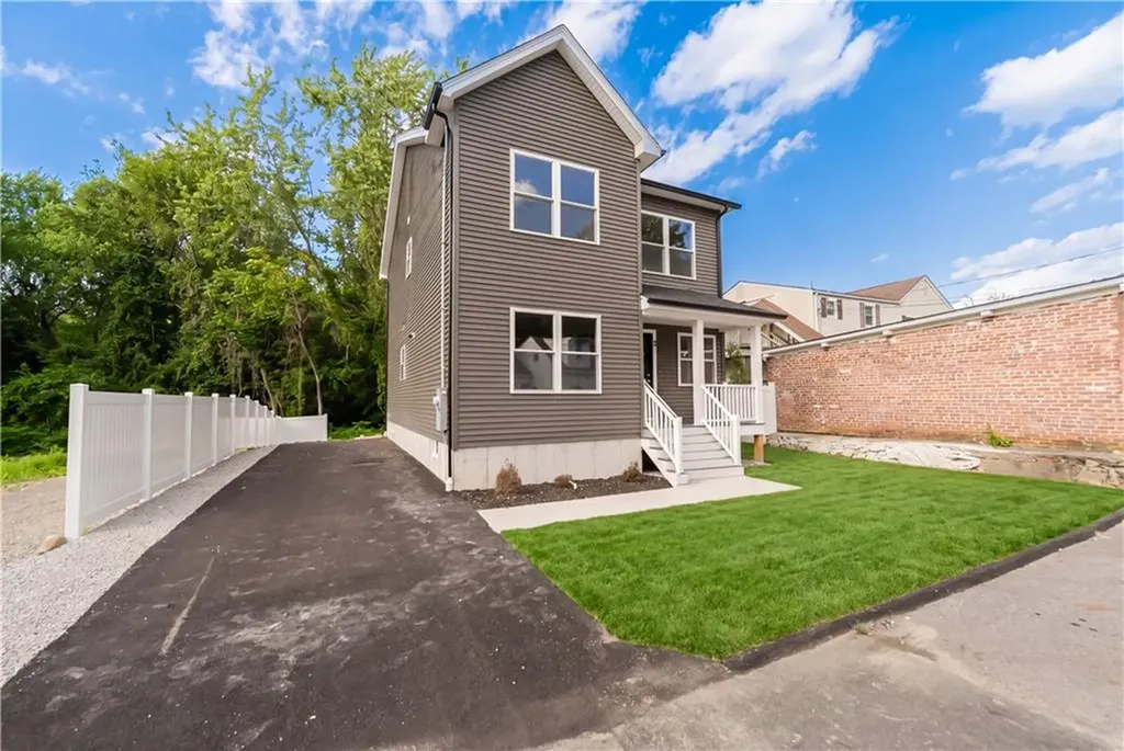 31 Tucker Street Warwick RI 02886