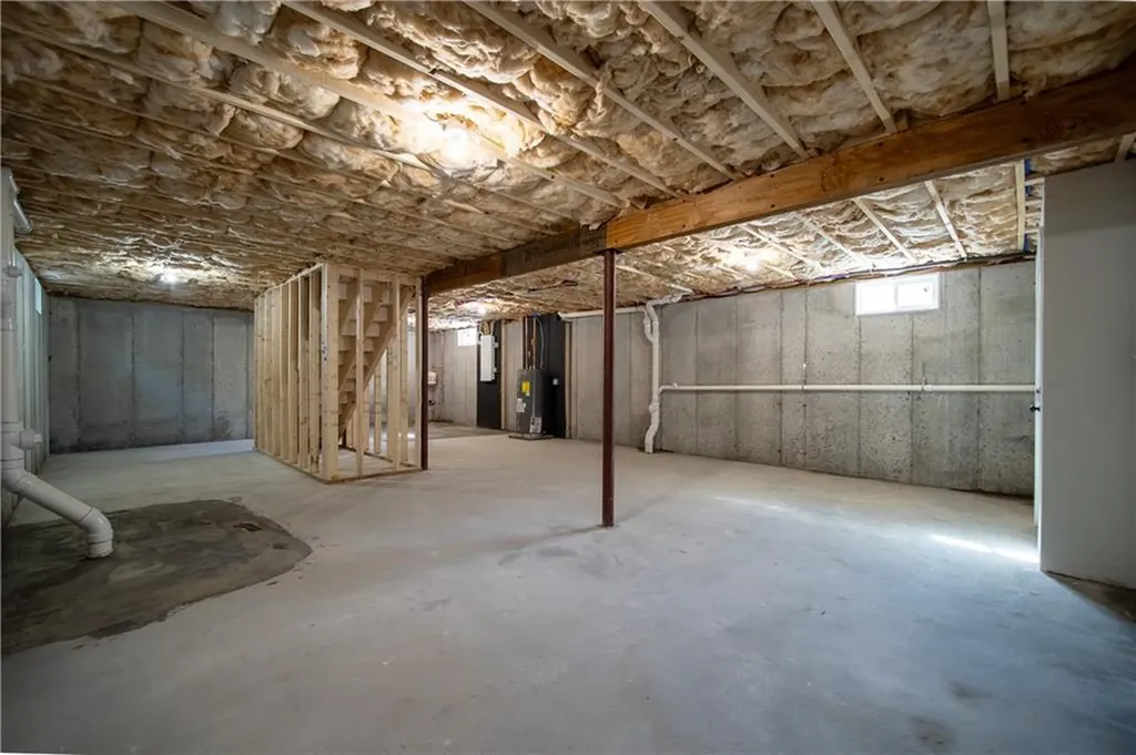31 Tucker Street Warwick RI 02886