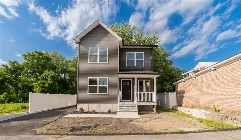 31 Tucker Street Warwick RI 02886