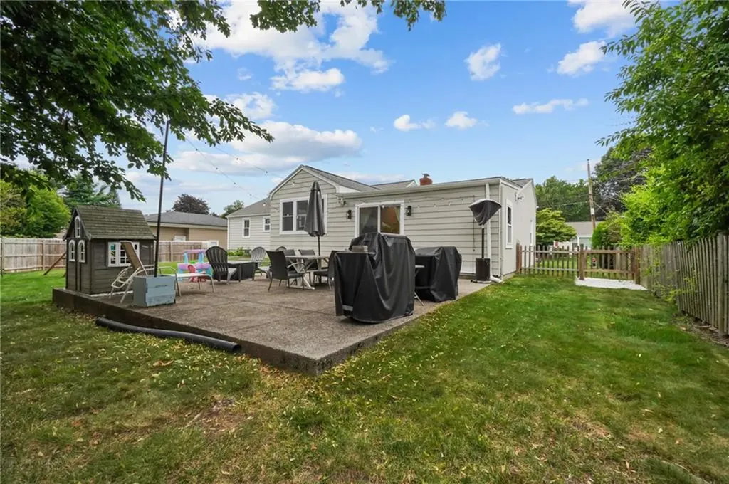 16 Red Cedar Drive Cranston RI 02920