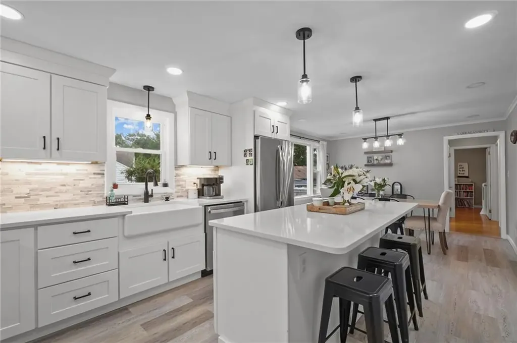 16 Red Cedar Drive Cranston RI 02920