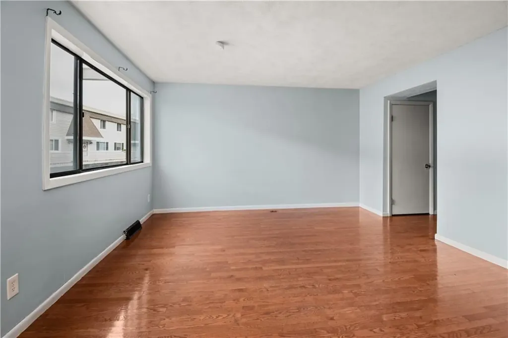 4156 Post Road Warwick RI 02818