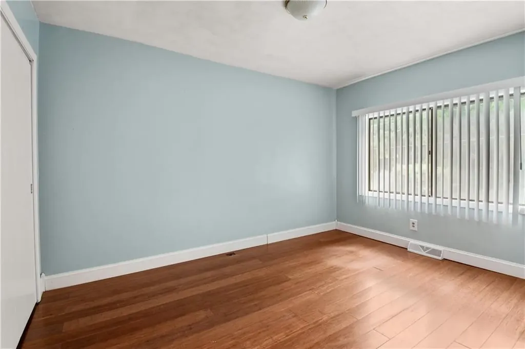 4156 Post Road Warwick RI 02818