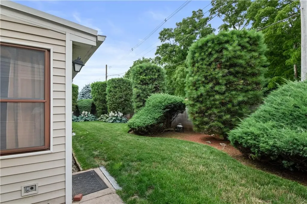 4156 Post Road Warwick RI 02818