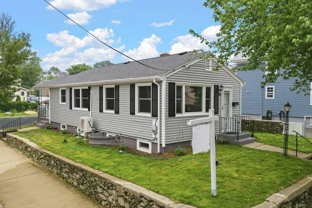103 Opper Street Providence RI 02904