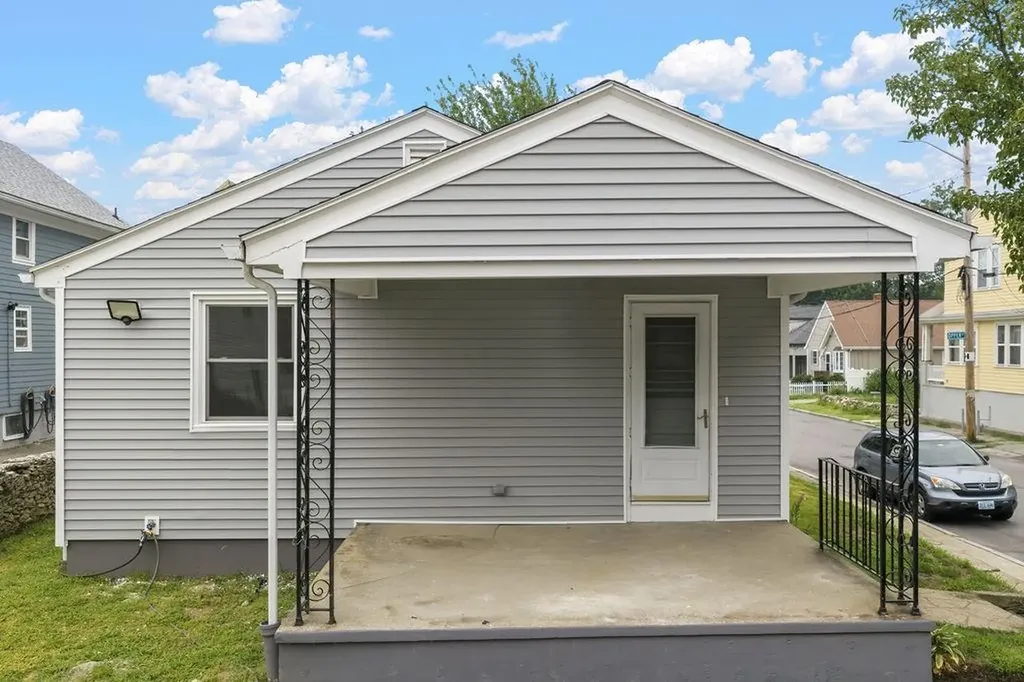 103 Opper Street Providence RI 02904