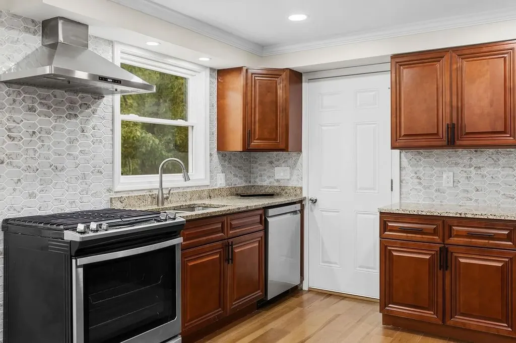 103 Opper Street Providence RI 02904