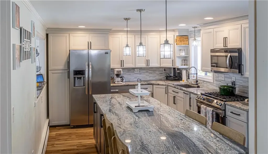 51 Orchard Street North Smithfield RI 02896
