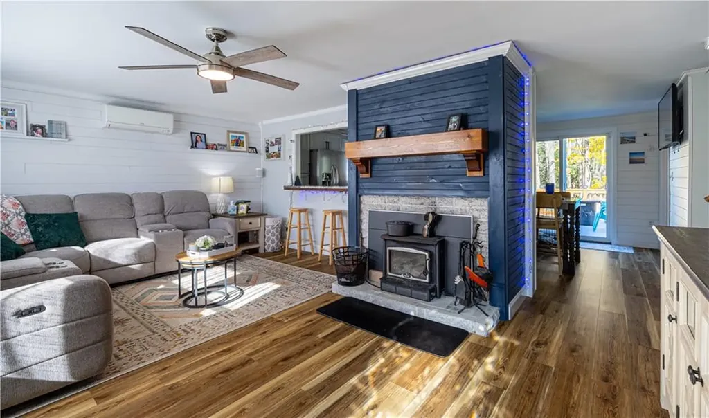 51 Orchard Street North Smithfield RI 02896
