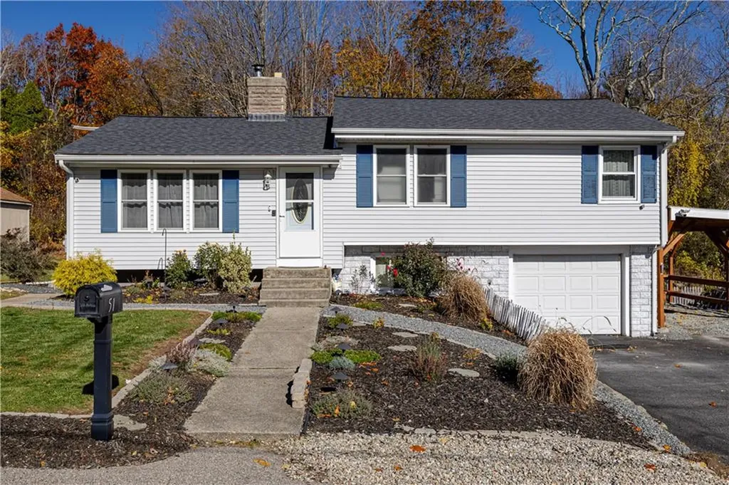 51 Orchard Street North Smithfield RI 02896