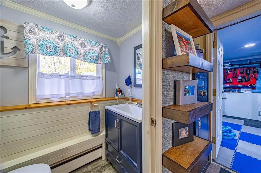 51 Orchard Street North Smithfield RI 02896