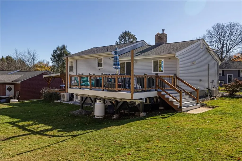 51 Orchard Street North Smithfield RI 02896