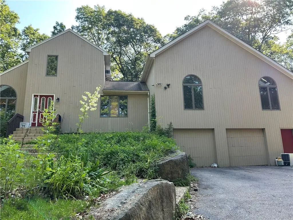 20 Fry Pond Road West Greenwich RI 02817