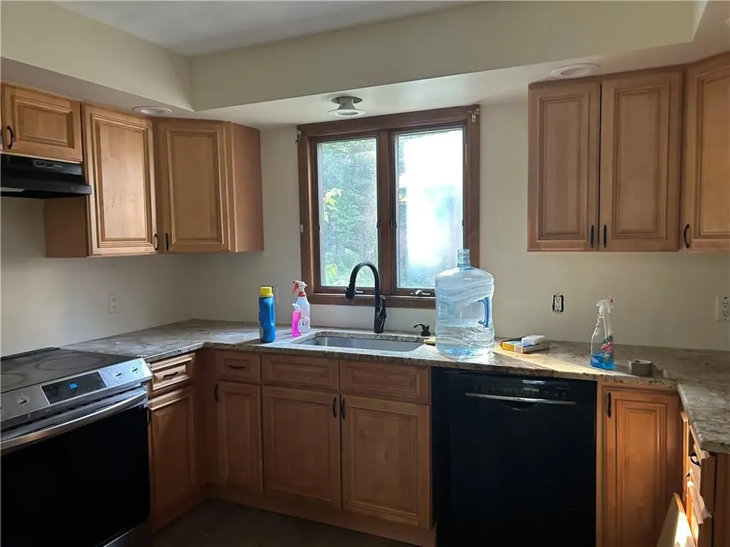20 Fry Pond Road West Greenwich RI 02817