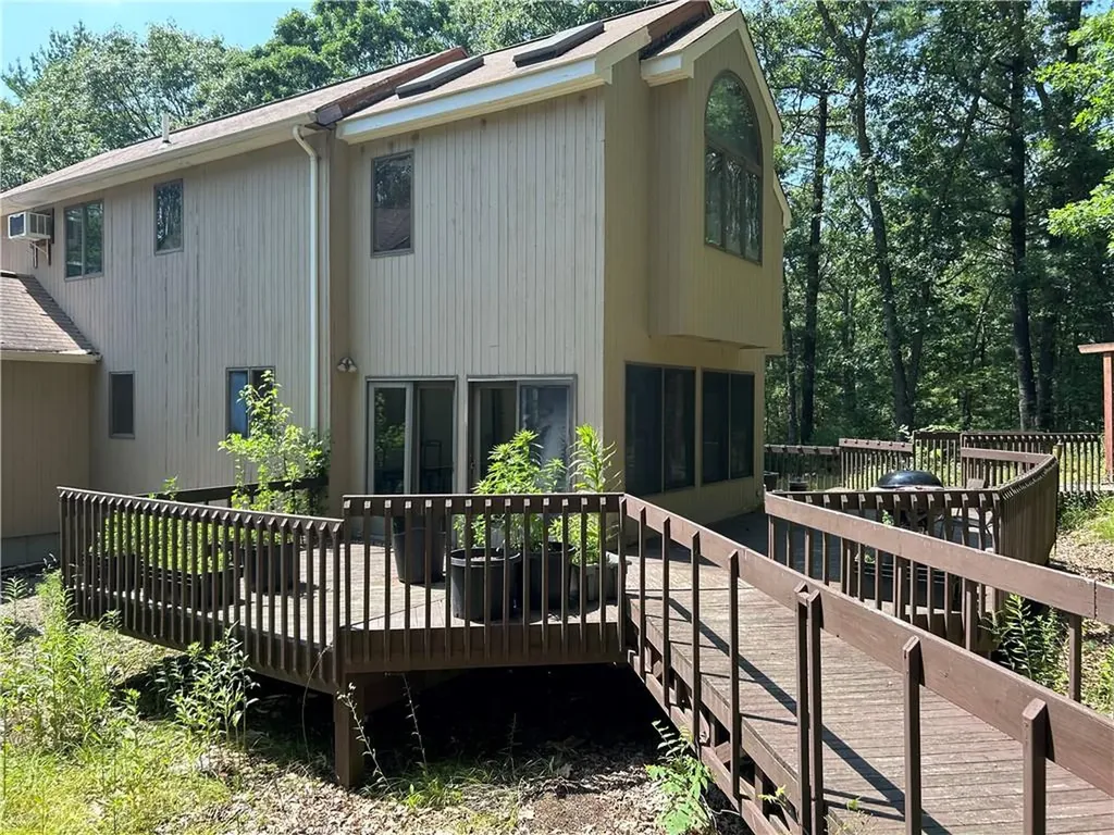 20 Fry Pond Road West Greenwich RI 02817