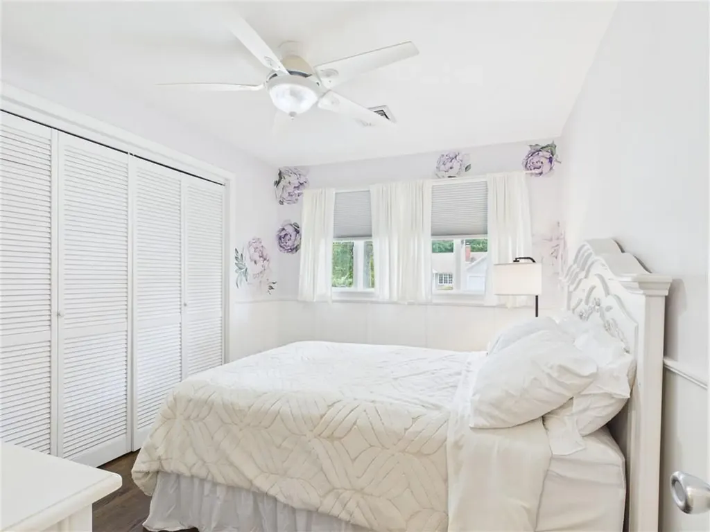 122 Spring Grove Avenue Warwick RI 02889