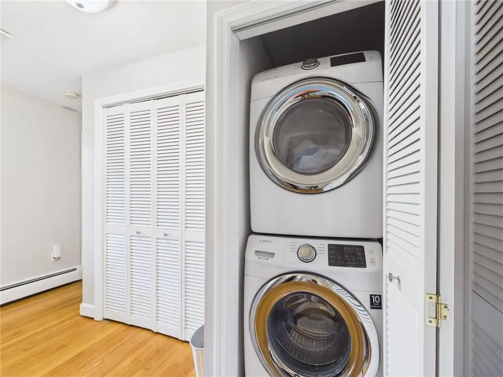 122 Spring Grove Avenue Warwick RI 02889