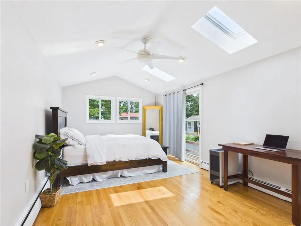 122 Spring Grove Avenue Warwick RI 02889