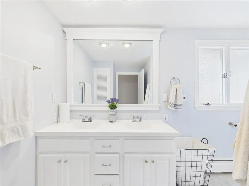 122 Spring Grove Avenue Warwick RI 02889