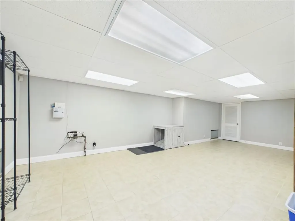 122 Spring Grove Avenue Warwick RI 02889